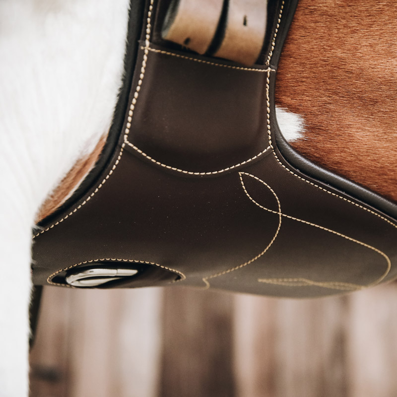 Kentucky Horsewear Short Stud Girth 1 Kentucky Horsewear Short Stud Girth 3