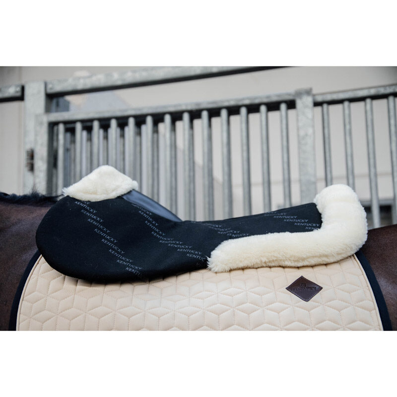 Kentucky Horsewear Sheepskin Equalizer Half Pad - Image 5