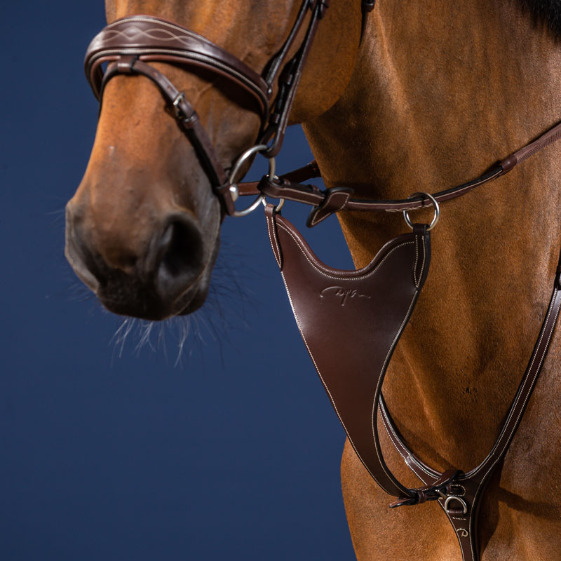 Dy’on US Collection Hard Bib Martingale Attachment 1 Dy’on US Collection Hard Bib Martingale Attachment Brown