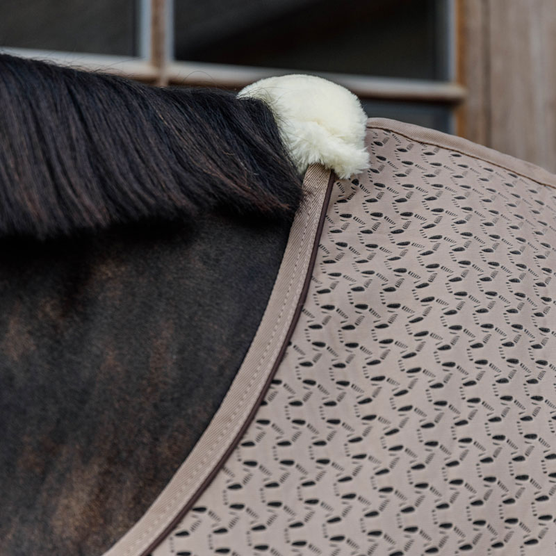 Kentucky Horsewear 4D Spacer Cooler Sheet - Beige 5 Kentucky Horsewear 4D Spacer Cooler Sheet - Beige - Image 5