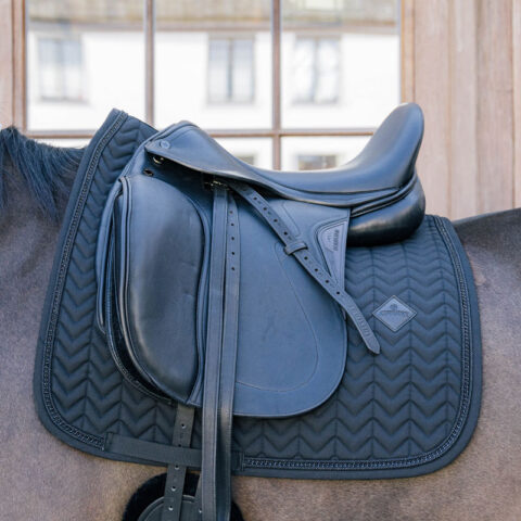 Saddle Pad Metal Chain Dressage Black 1