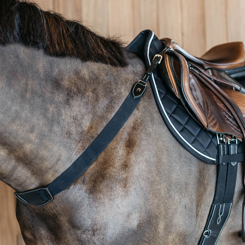 Dy'on Collection Elastic Breastplate 1 Dy'on Collection Elastic Breastplate Black 2