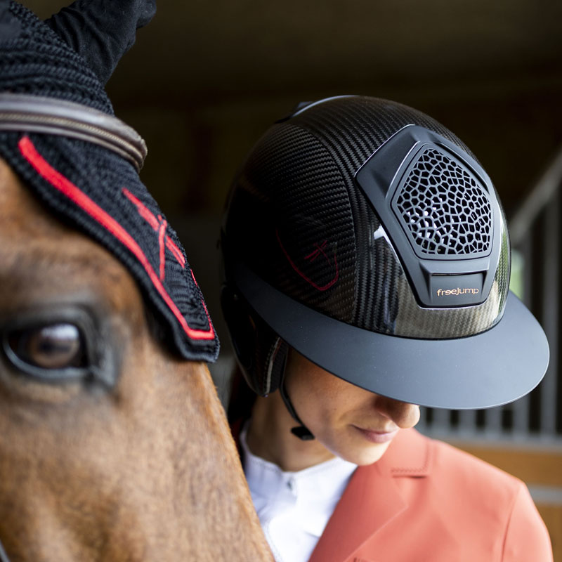 Freejump VORONOI Carbon Riding Helmet - Black Matte 2 Freejump VORONOI Carbon Riding Helmet - Black Matte - Image 2