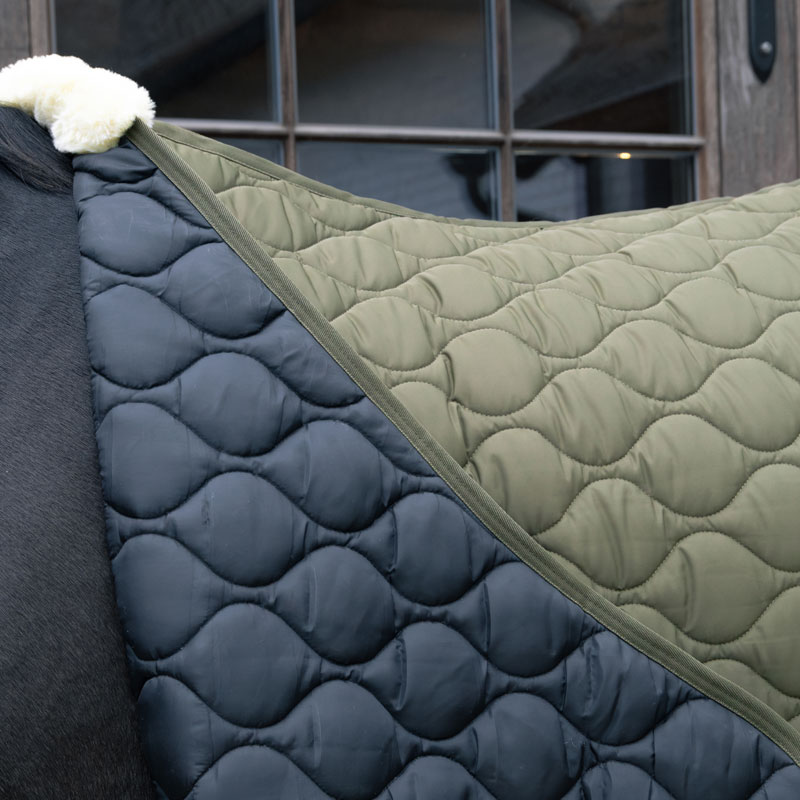 Kentucky Horsewear Stable Rug Wave 160g 3 Kentucky Horsewear Stable Rug Wave 160g - Image 3