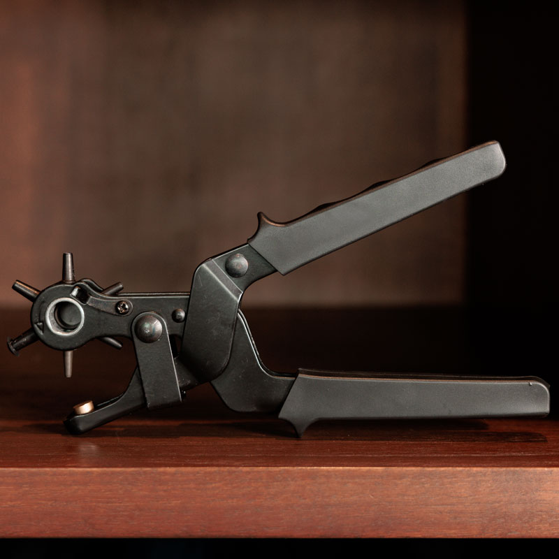 Grooming Deluxe Leather Hole Punch Extra Strong 1 Grooming Deluxe Leather Hole Punch Extra Strong