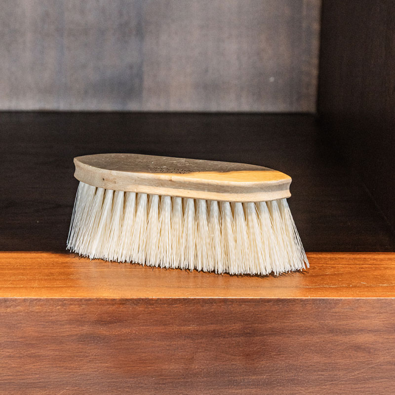 Grooming Deluxe Wooden Classic Brush Medium Hard Bristles 3 Grooming Deluxe Wooden Classic Brush Medium Hard Bristles - Image 3