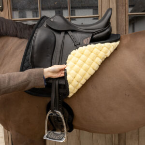 Skin Friendly Saddle Pad Sheepskin Diamond Dressage 42814-DR